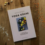 Buch Yogaküche mit Dekoration